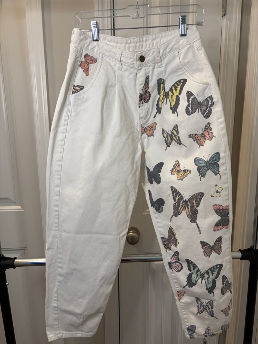 SHEIN White Butterfly Print Women's Jeans Size Medium New With Tags Size Medium